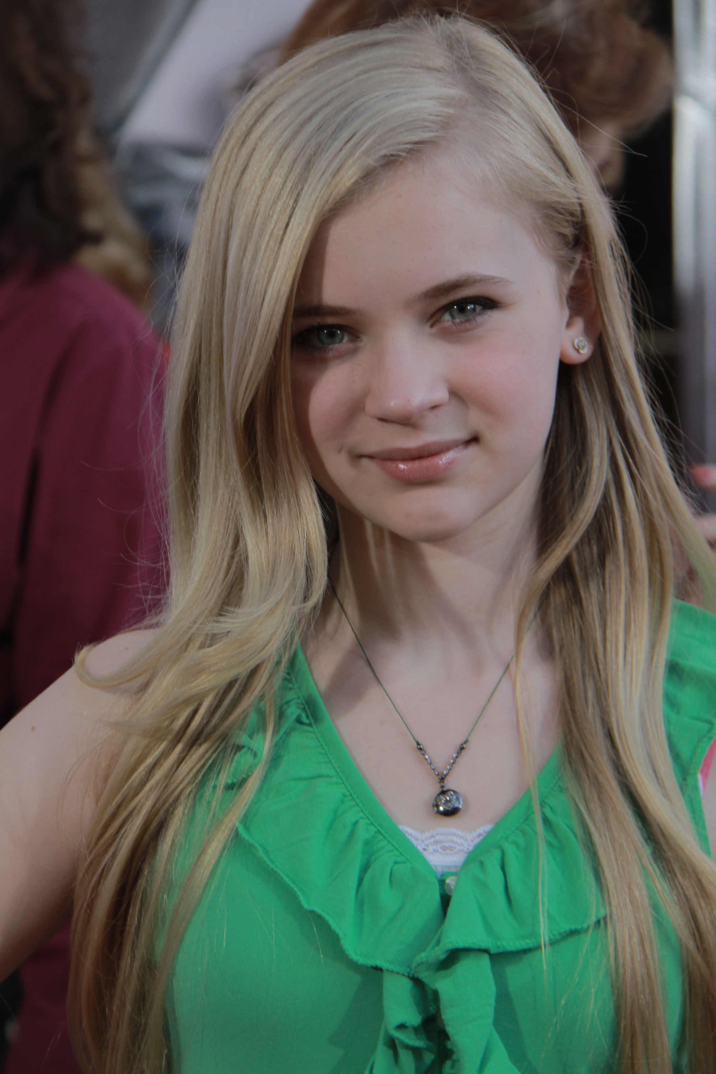 Sierra Mccormick - Images Wallpaper